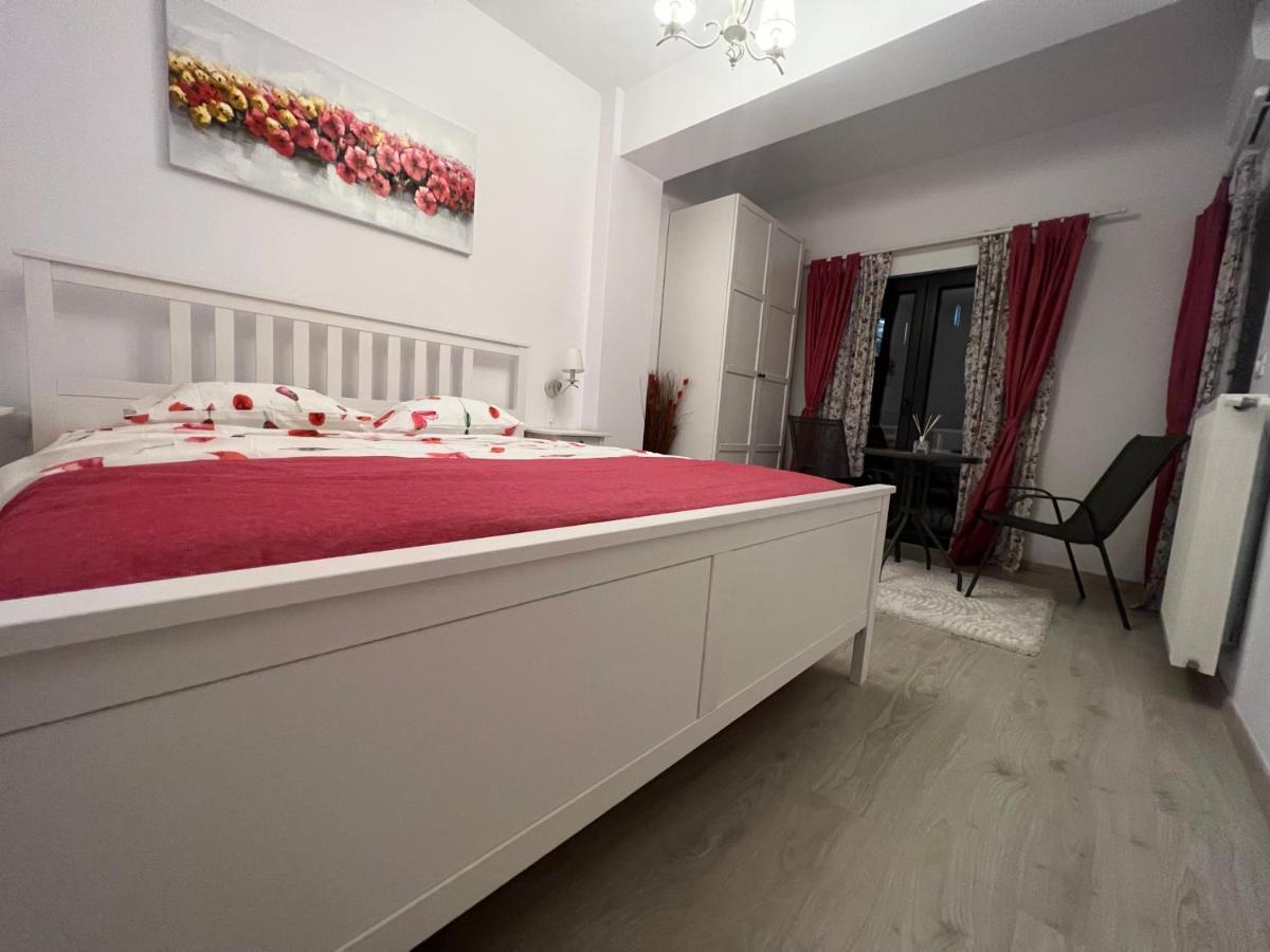 Eqinox Apartments Navodari Luaran gambar