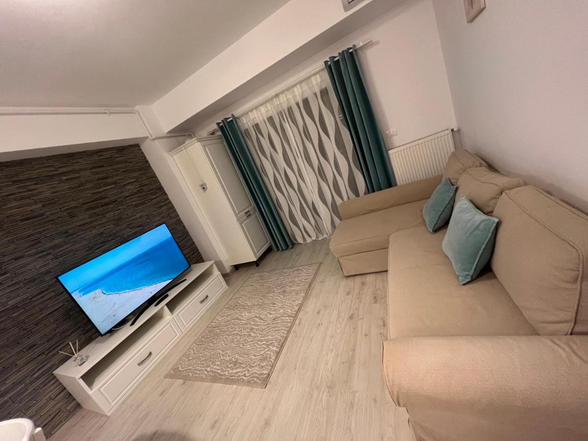 Eqinox Apartments Navodari Luaran gambar
